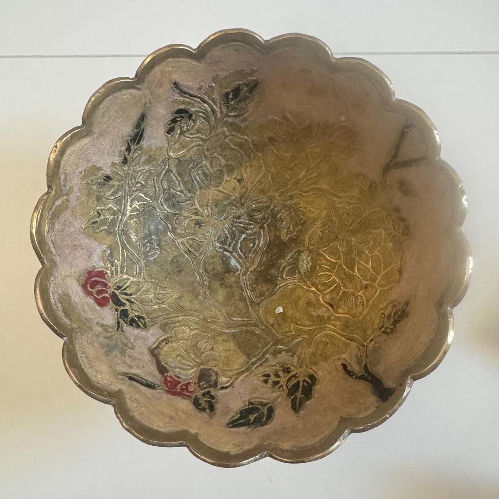 Vintage Brass Scalloped Pedestal Bowl Etched Floral Enamel Inlay 6in Dish